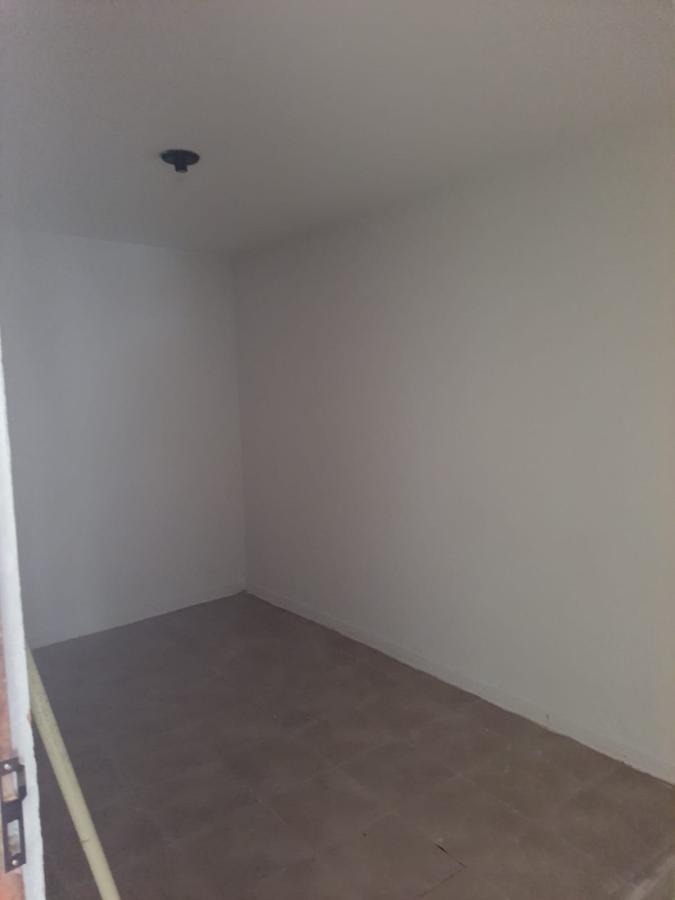 Casa à venda com 2 quartos, 100m² - Foto 6