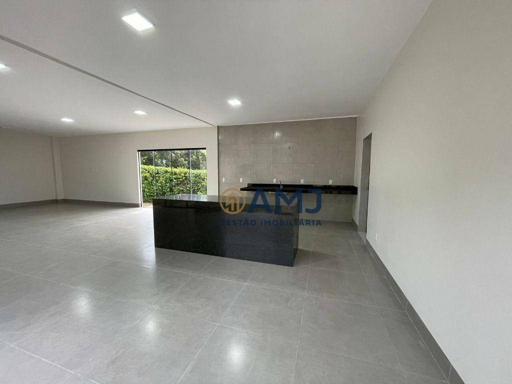 Chácara à venda com 3 quartos, 233m² - Foto 4