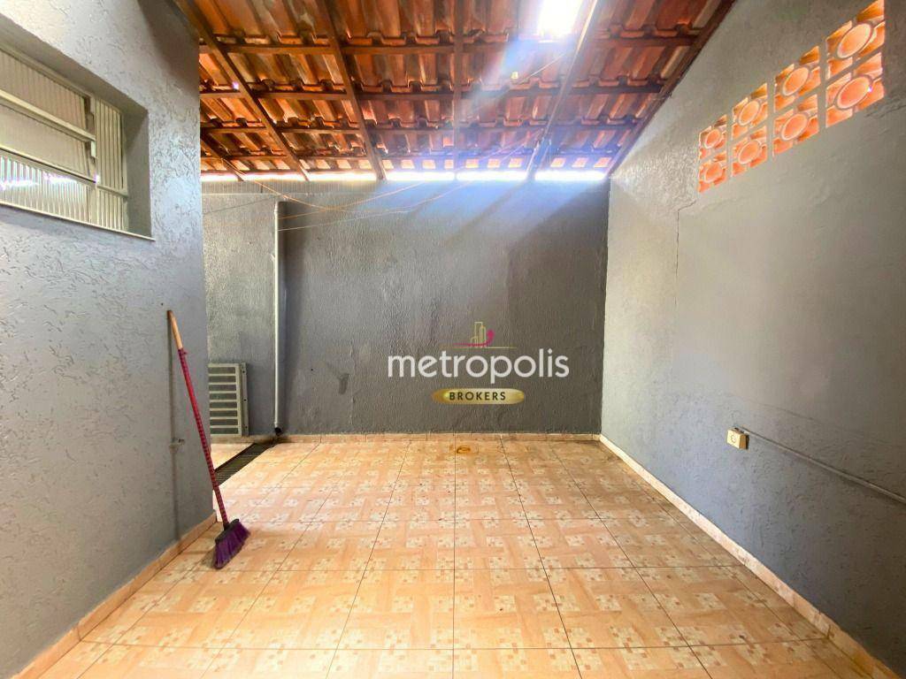 Sobrado à venda com 3 quartos, 200m² - Foto 30