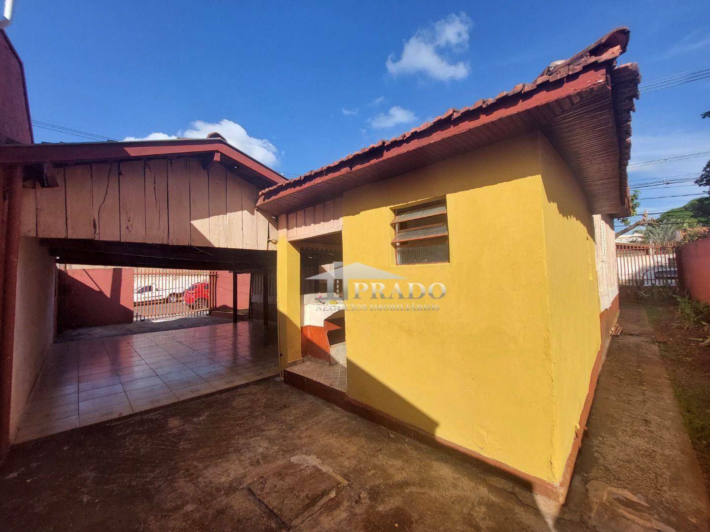 Casa para alugar com 4 quartos, 150m² - Foto 11