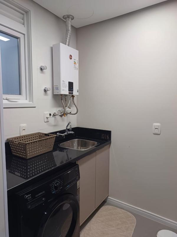 Apartamento à venda com 2 quartos, 72m² - Foto 4