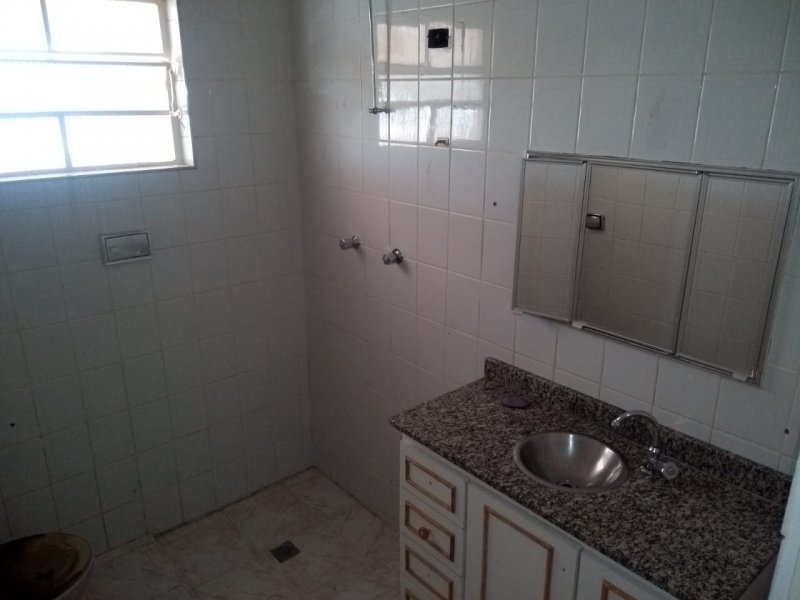 Casa à venda com 3 quartos, 118m² - Foto 11