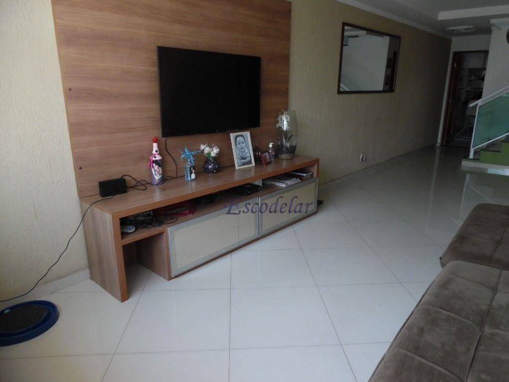 Sobrado à venda com 3 quartos, 213m² - Foto 2