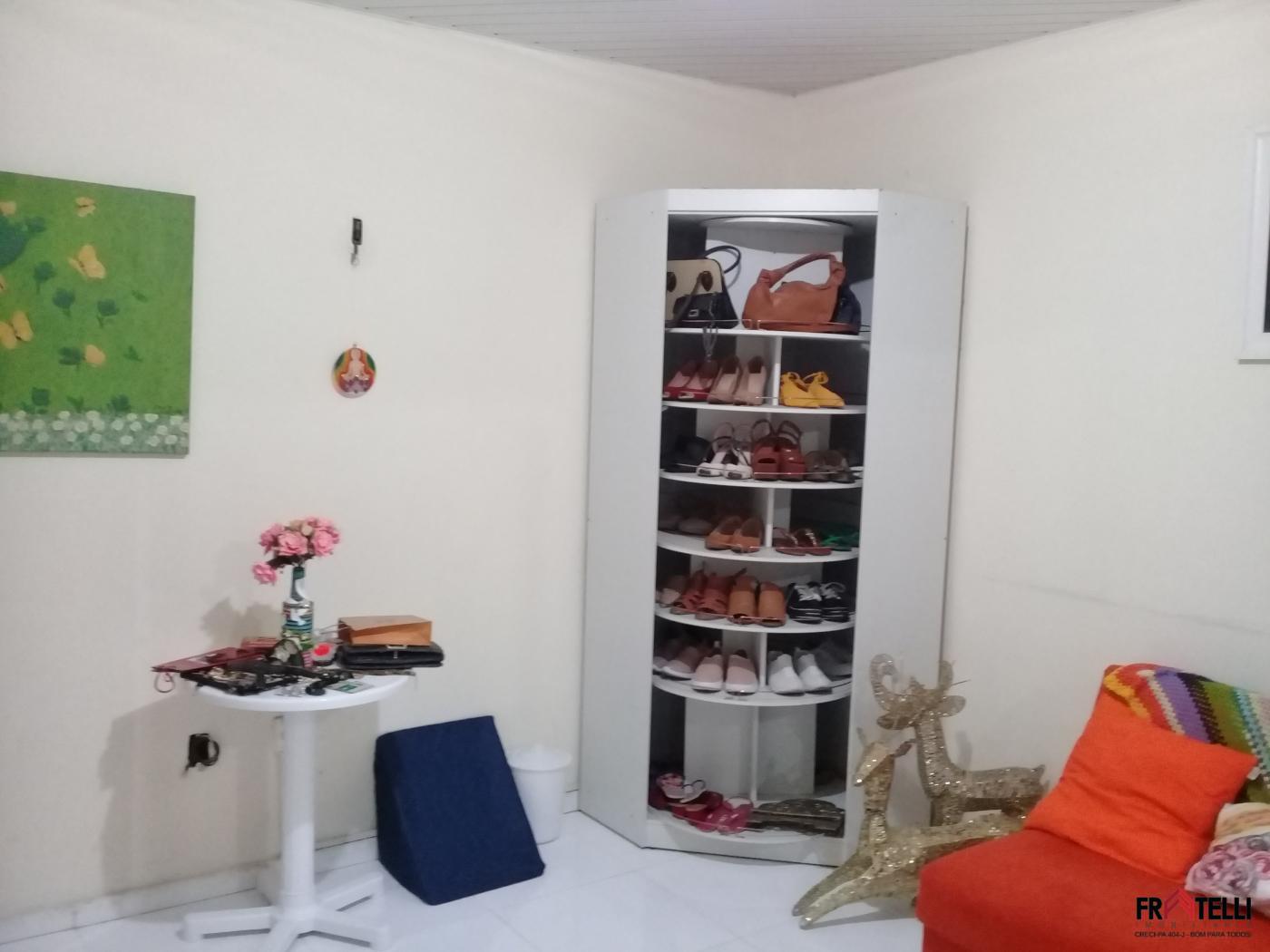 Casa à venda com 4 quartos, 200m² - Foto 18