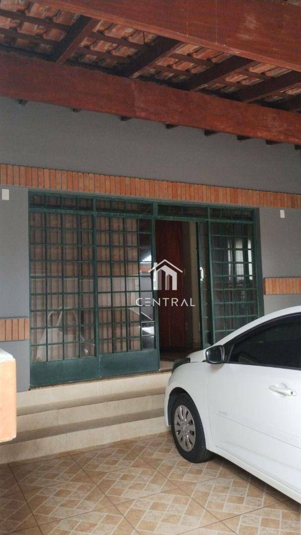 Casa à venda com 3 quartos, 225m² - Foto 6