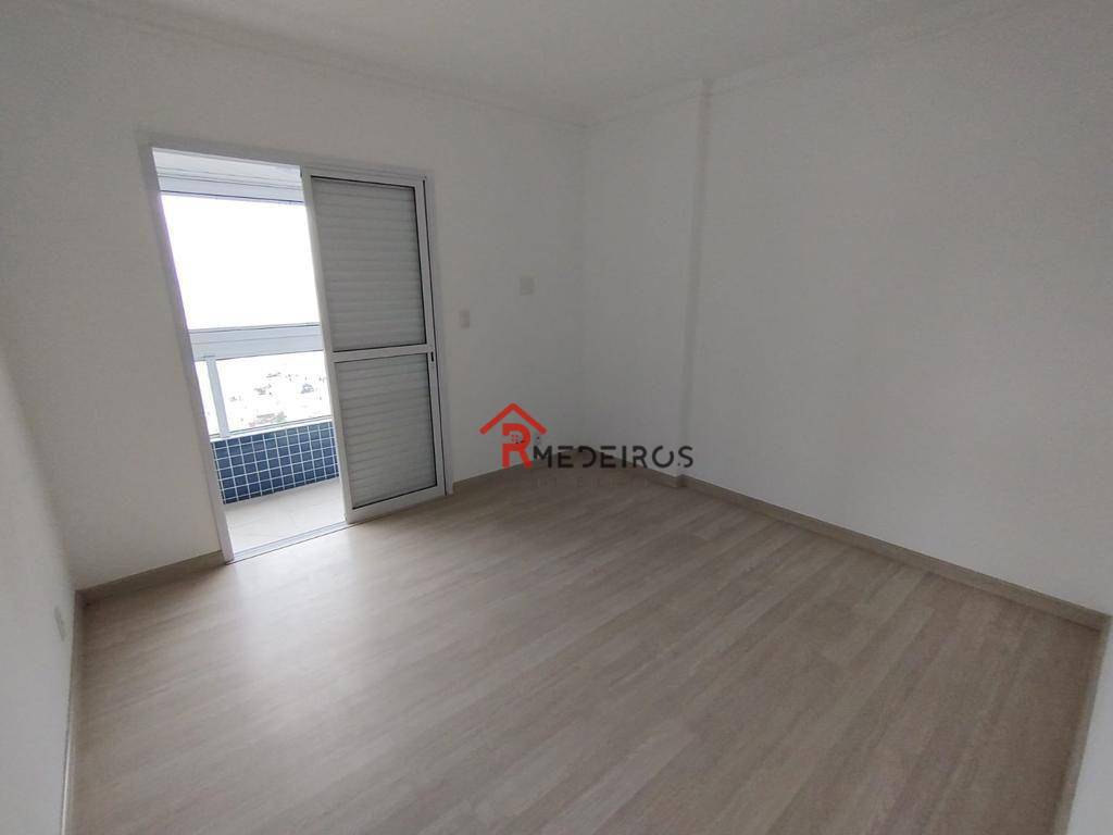 Apartamento à venda com 3 quartos, 116m² - Foto 17