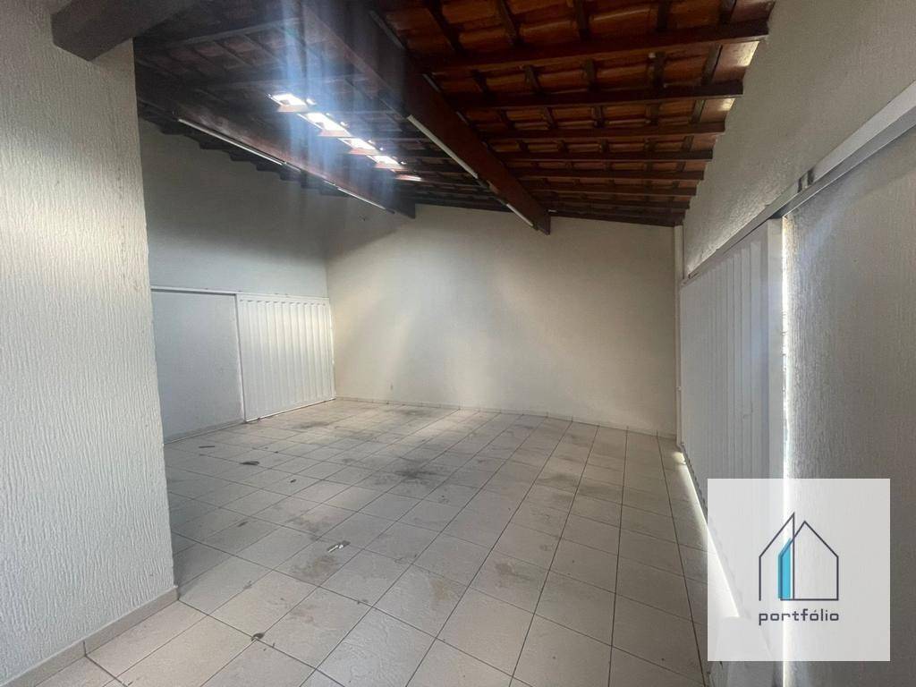 Casa de Condomínio à venda com 5 quartos, 220m² - Foto 25