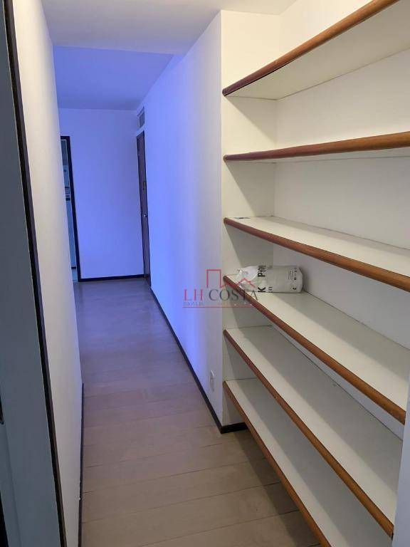 Apartamento à venda com 2 quartos, 85m² - Foto 18