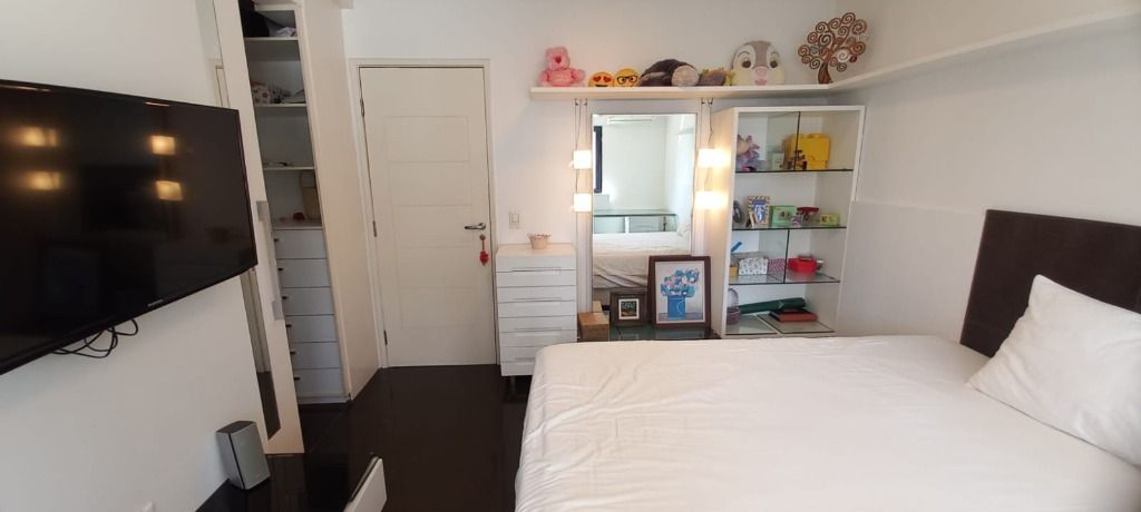 Apartamento à venda com 3 quartos, 270m² - Foto 28