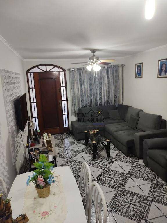 Sobrado à venda com 3 quartos, 162m² - Foto 1