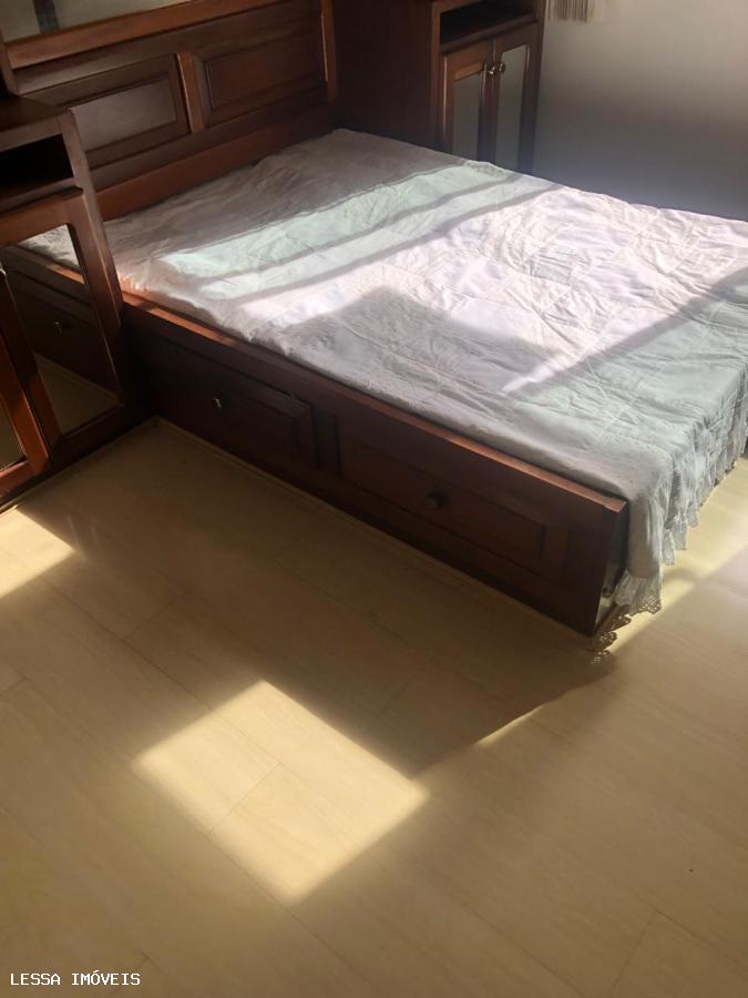 Apartamento à venda com 2 quartos, 83m² - Foto 19