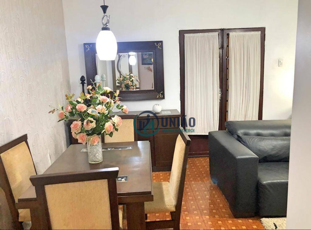 Casa à venda com 3 quartos, 330m² - Foto 6