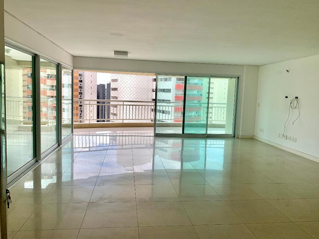 Apartamento à venda com 4 quartos, 350m² - Foto 4