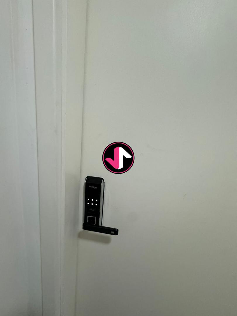 Apartamento à venda com 3 quartos, 80m² - Foto 17
