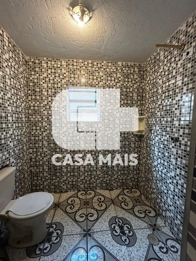 Casa à venda com 6 quartos, 250m² - Foto 25