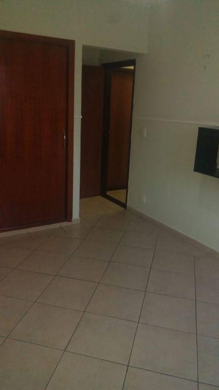 Apartamento à venda com 3 quartos, 140m² - Foto 9