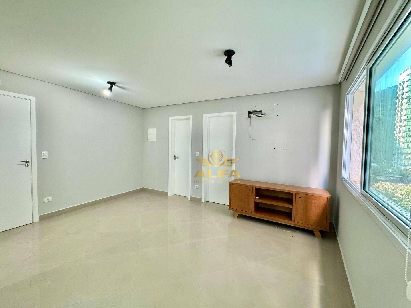 Apartamento à venda com 1 quarto, 50m² - Foto 6