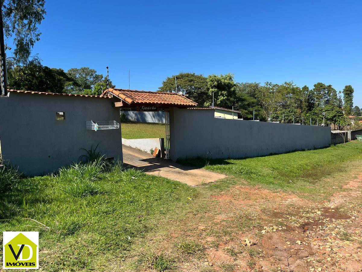 Fazenda à venda com 3 quartos, 2600m² - Foto 2