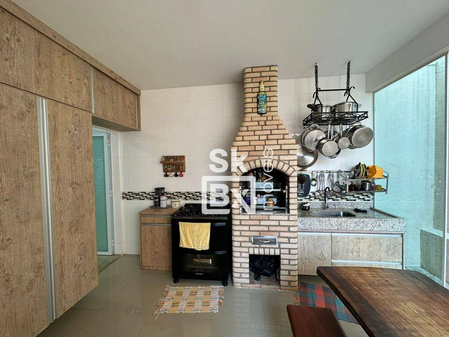 Casa à venda com 3 quartos, 176m² - Foto 14