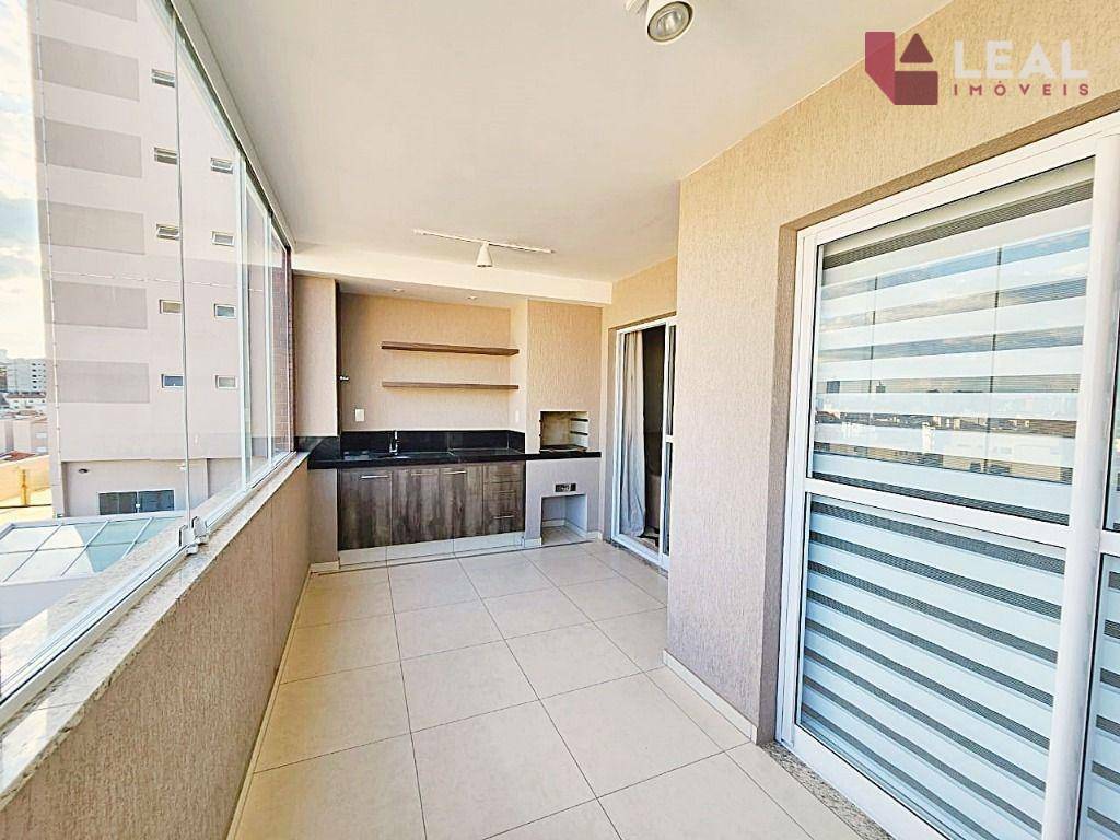 Apartamento à venda com 3 quartos, 98m² - Foto 3