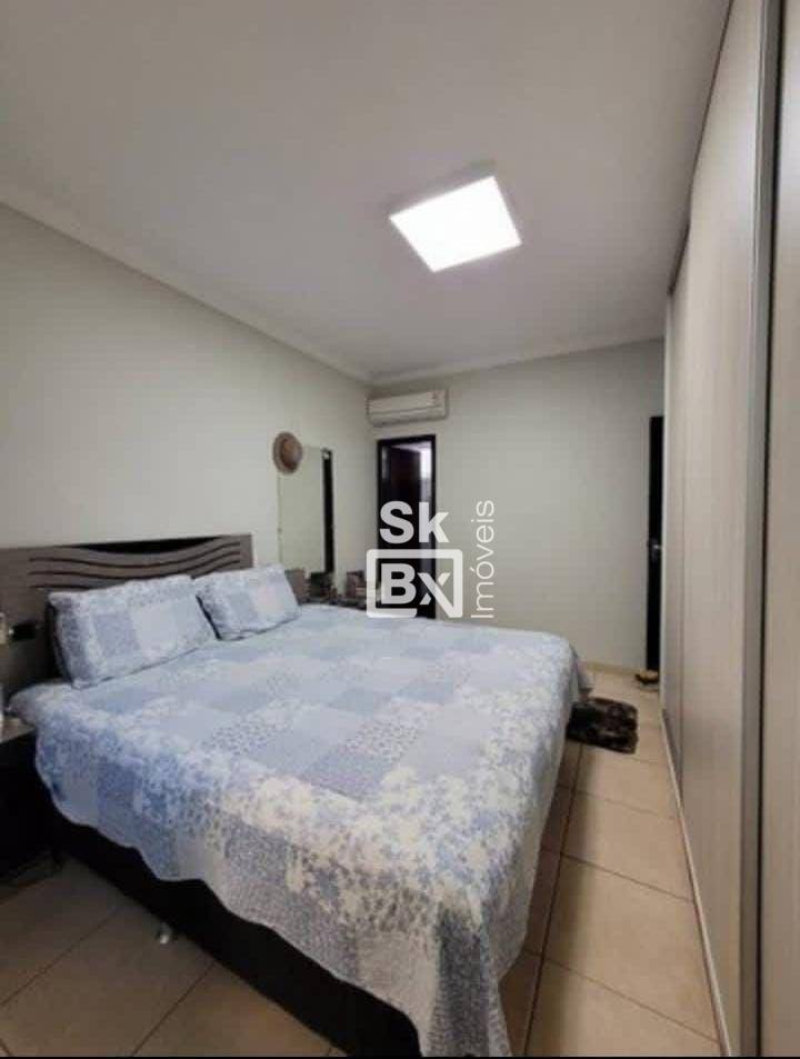 Casa à venda com 3 quartos, 200m² - Foto 10