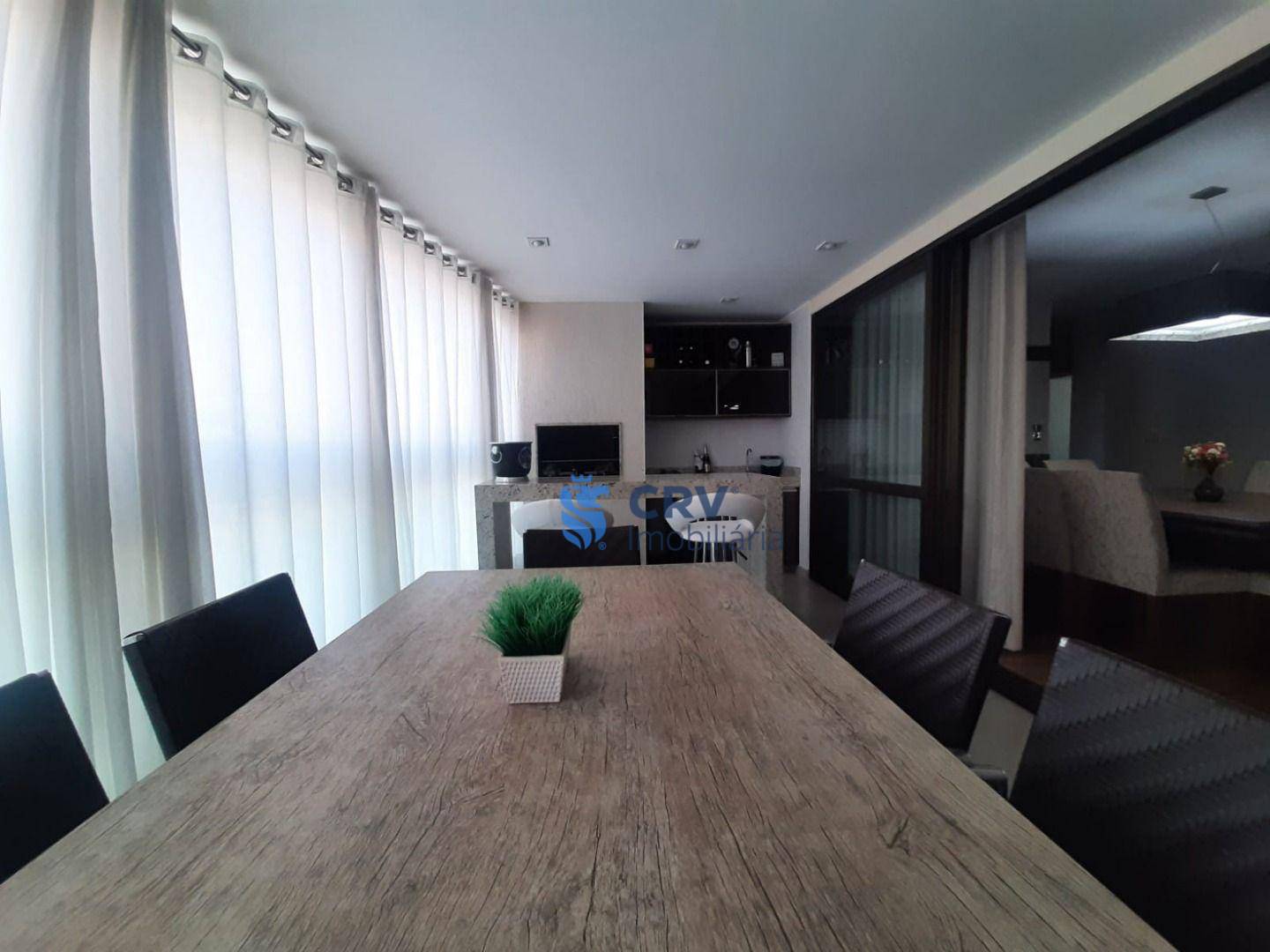 Apartamento à venda com 3 quartos, 166m² - Foto 11