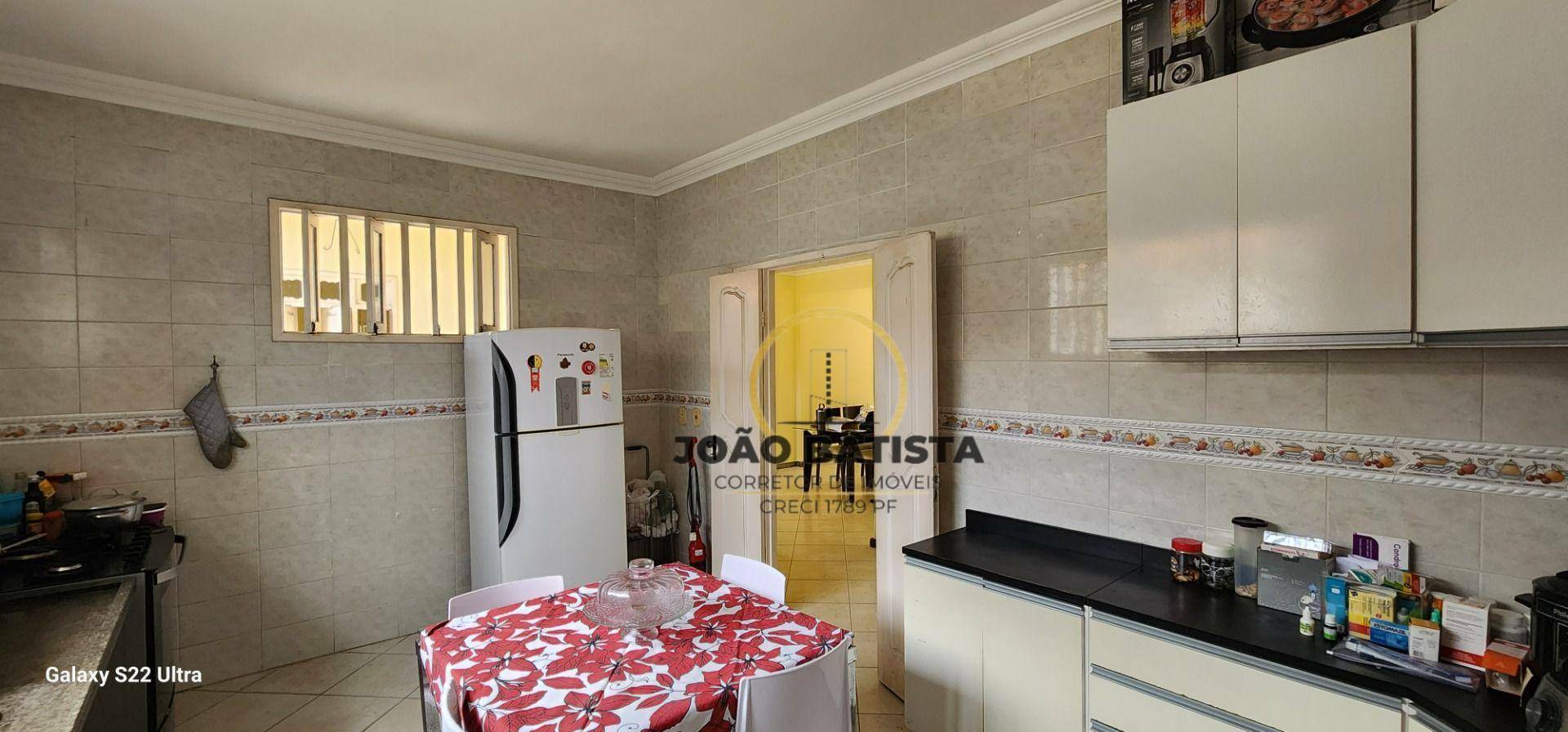 Casa de Condomínio à venda com 3 quartos, 212m² - Foto 30