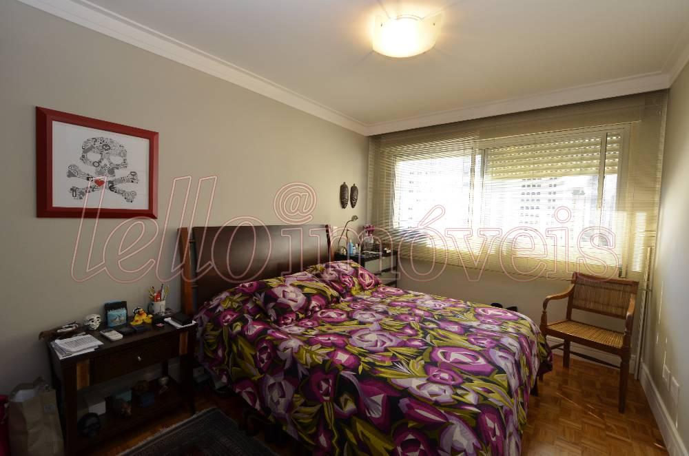 Apartamento para alugar com 3 quartos, 140m² - Foto 10