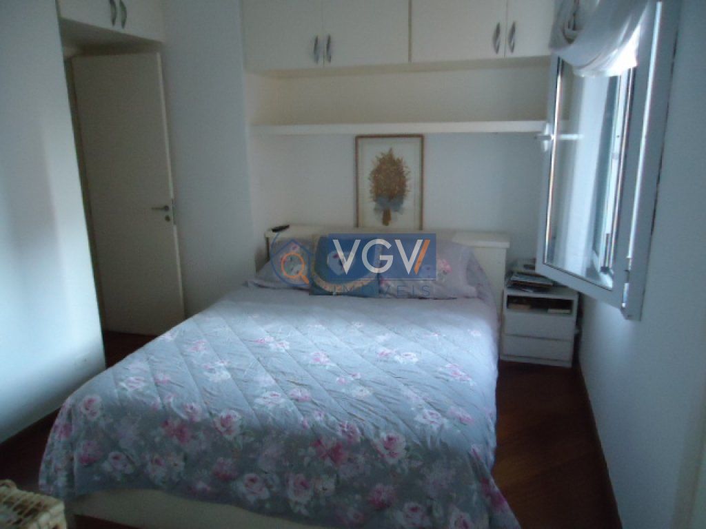 Apartamento à venda com 3 quartos, 111m² - Foto 11