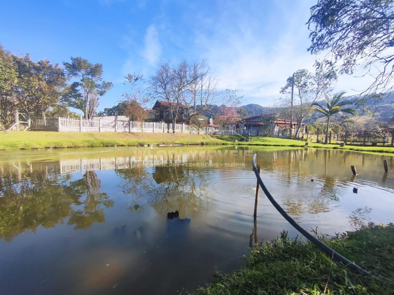 Chácara à venda com 3 quartos, 5069m² - Foto 1