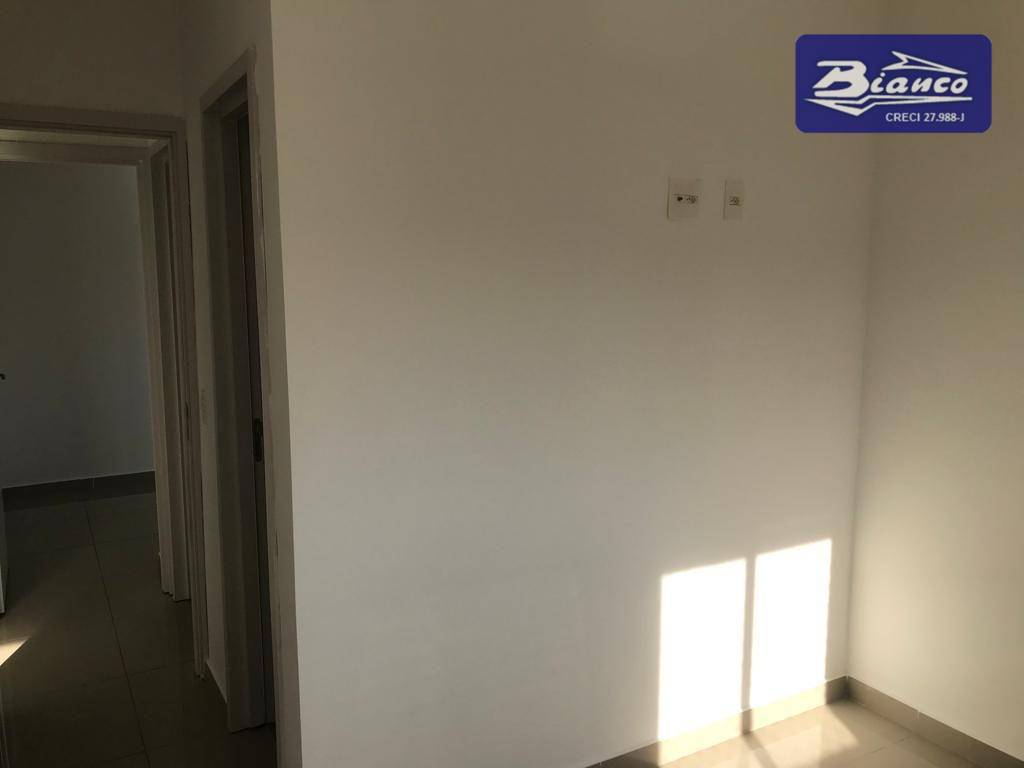 Apartamento para alugar com 2 quartos, 51m² - Foto 4