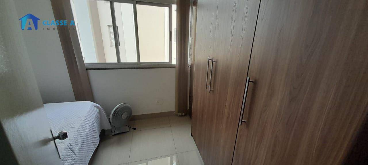 Apartamento à venda com 3 quartos, 116m² - Foto 12