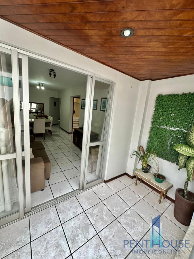 Apartamento à venda com 2 quartos, 85m² - Foto 1