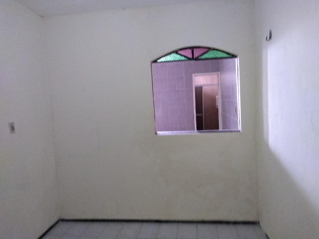 Casa para alugar com 2 quartos, 80m² - Foto 9