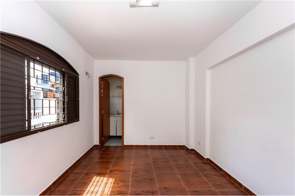 Casa de Condomínio à venda com 3 quartos, 130m² - Foto 2