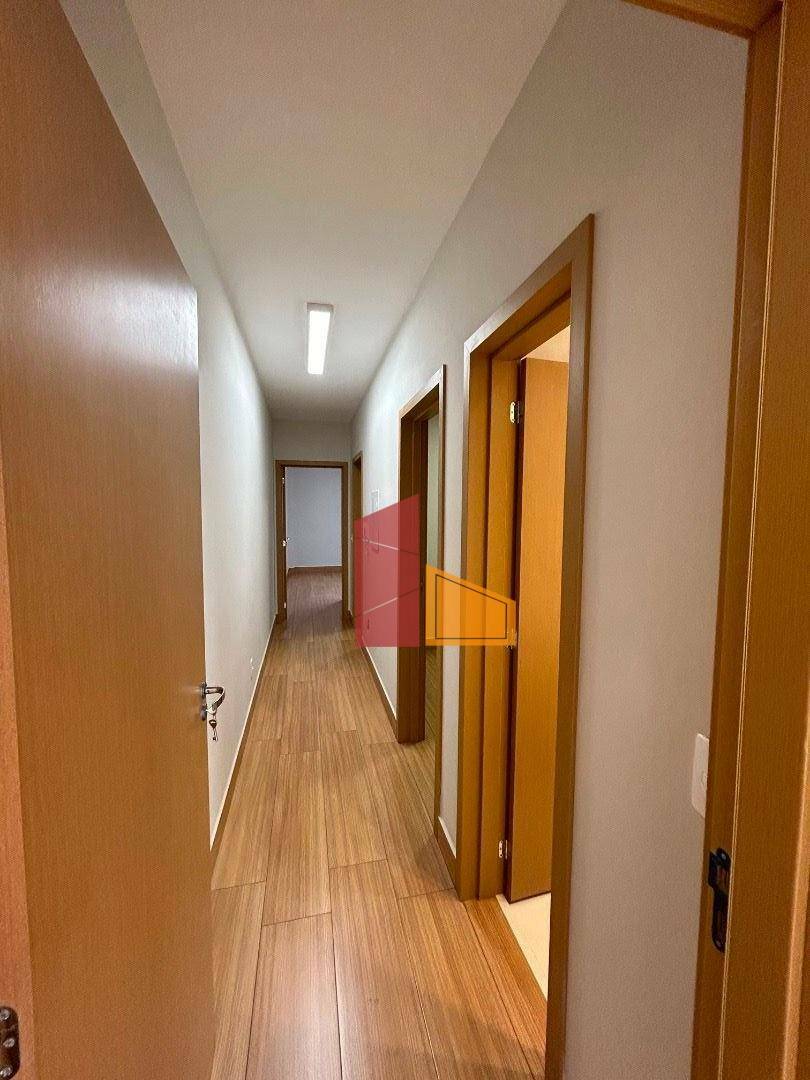 Apartamento à venda com 3 quartos, 81m² - Foto 5