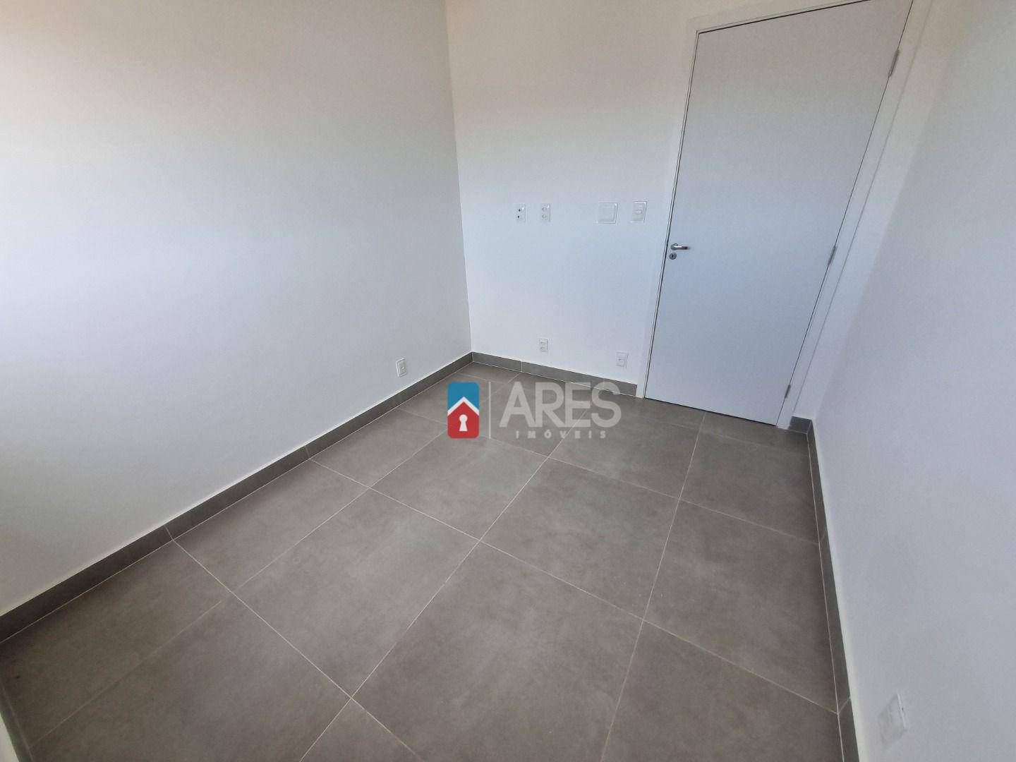 Apartamento à venda com 3 quartos, 82m² - Foto 10