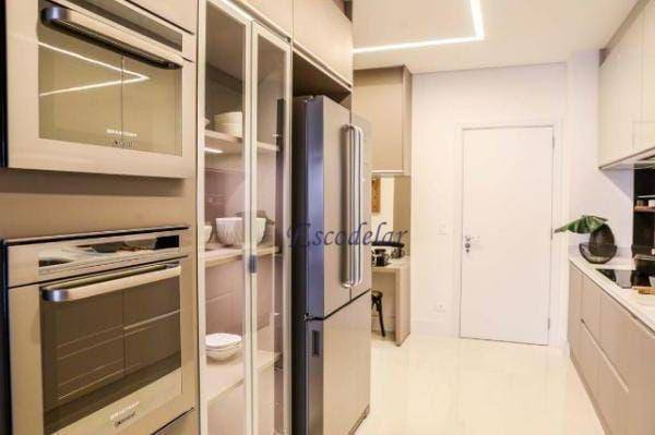 Apartamento à venda com 4 quartos, 233m² - Foto 15