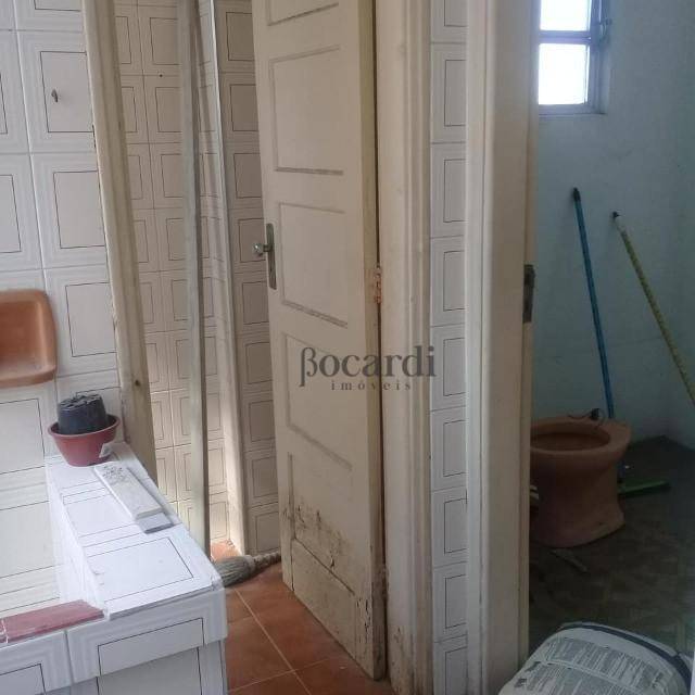 Apartamento à venda com 2 quartos, 121m² - Foto 9