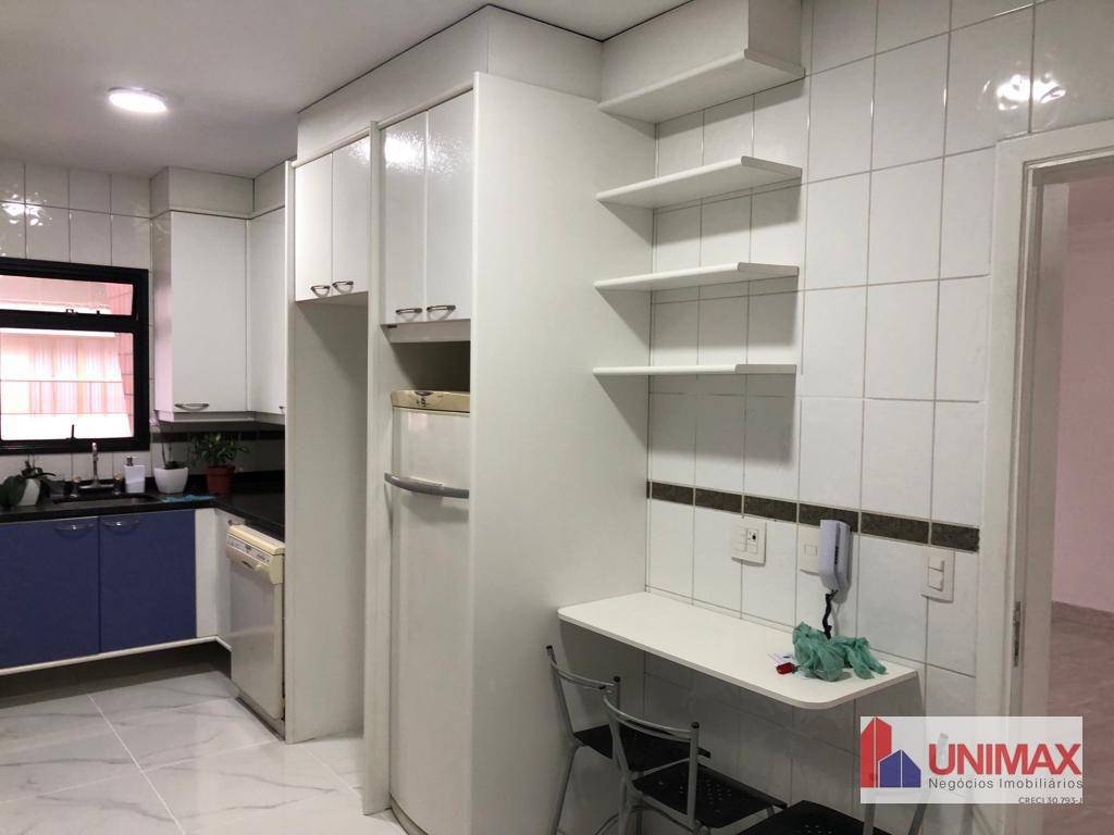 Apartamento à venda com 3 quartos, 168m² - Foto 30