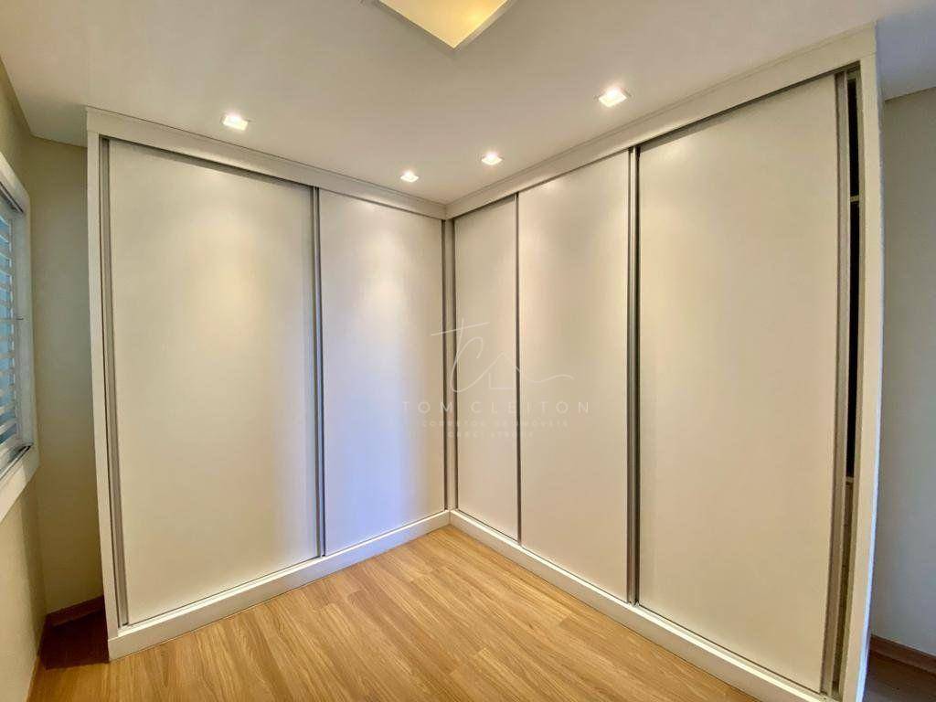 Casa à venda com 7 quartos, 425m² - Foto 14