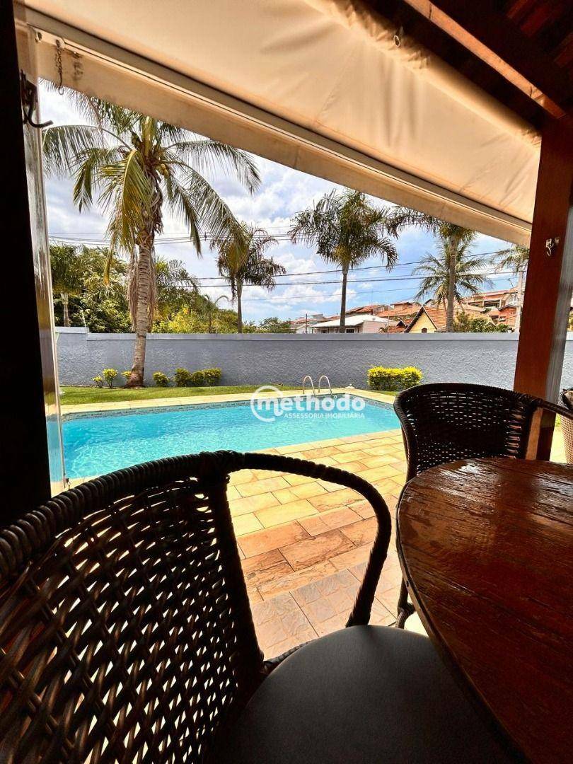 Casa à venda com 5 quartos, 263m² - Foto 6