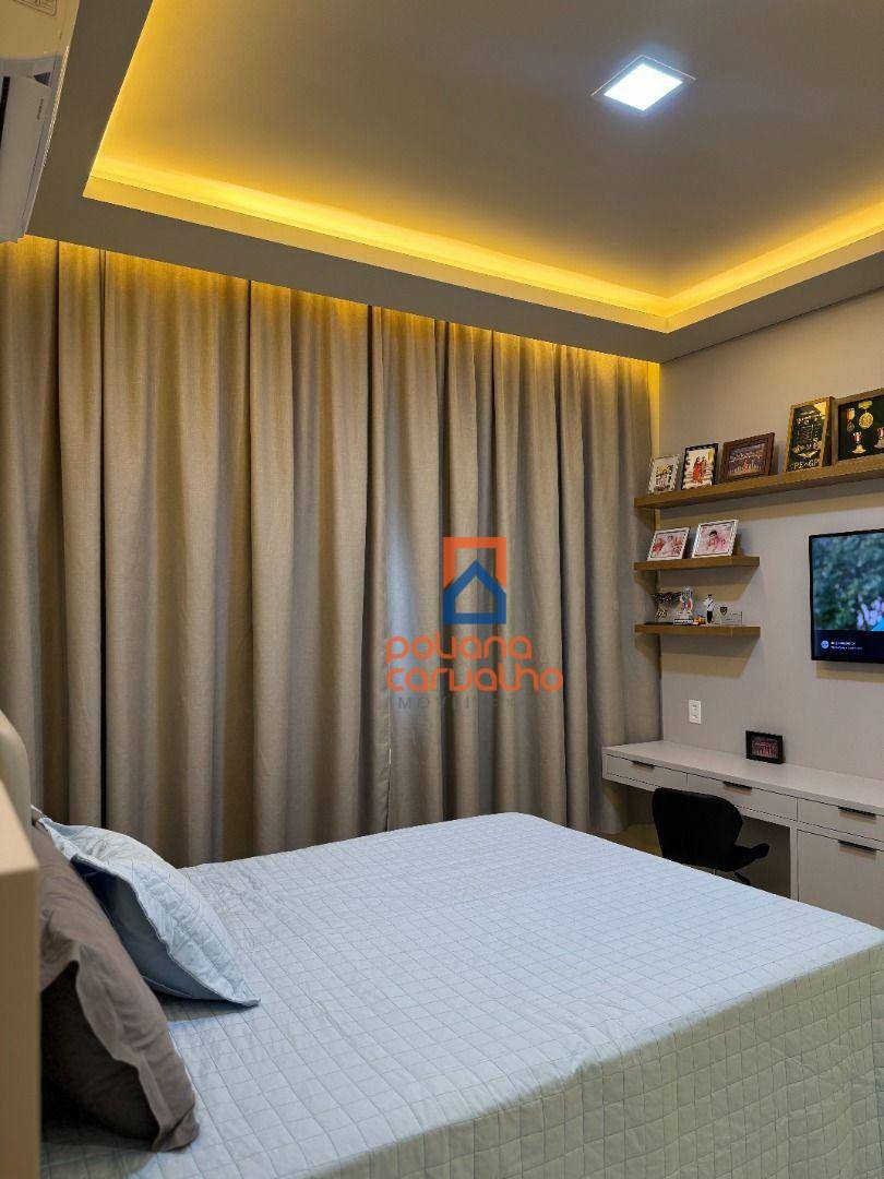 Casa à venda com 3 quartos, 182m² - Foto 2