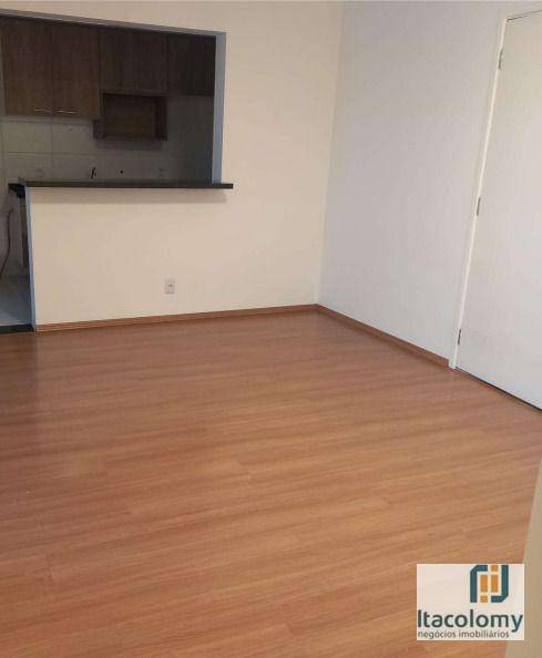 Apartamento à venda com 2 quartos, 79m² - Foto 5