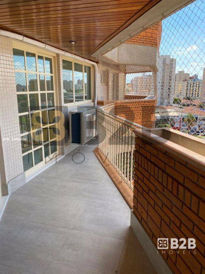 Apartamento à venda com 3 quartos, 207m² - Foto 4