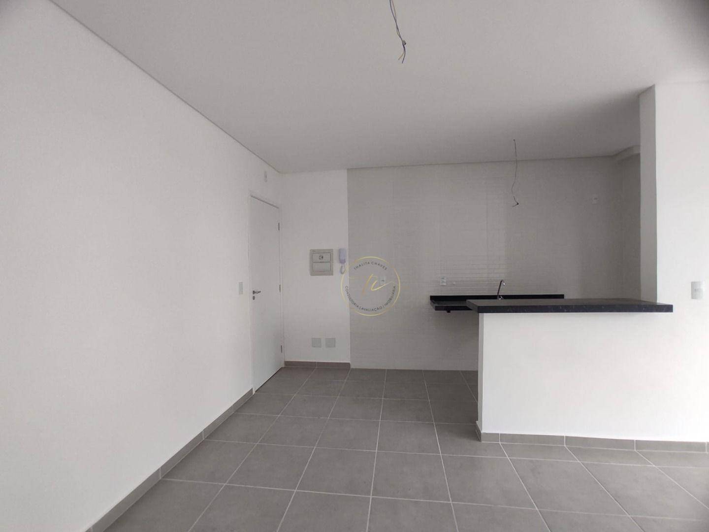 Apartamento à venda com 2 quartos, 70m² - Foto 13