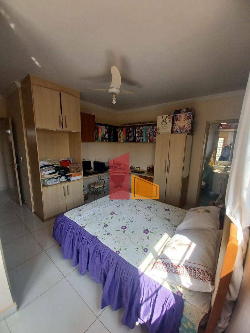 Apartamento à venda com 3 quartos, 80m² - Foto 11