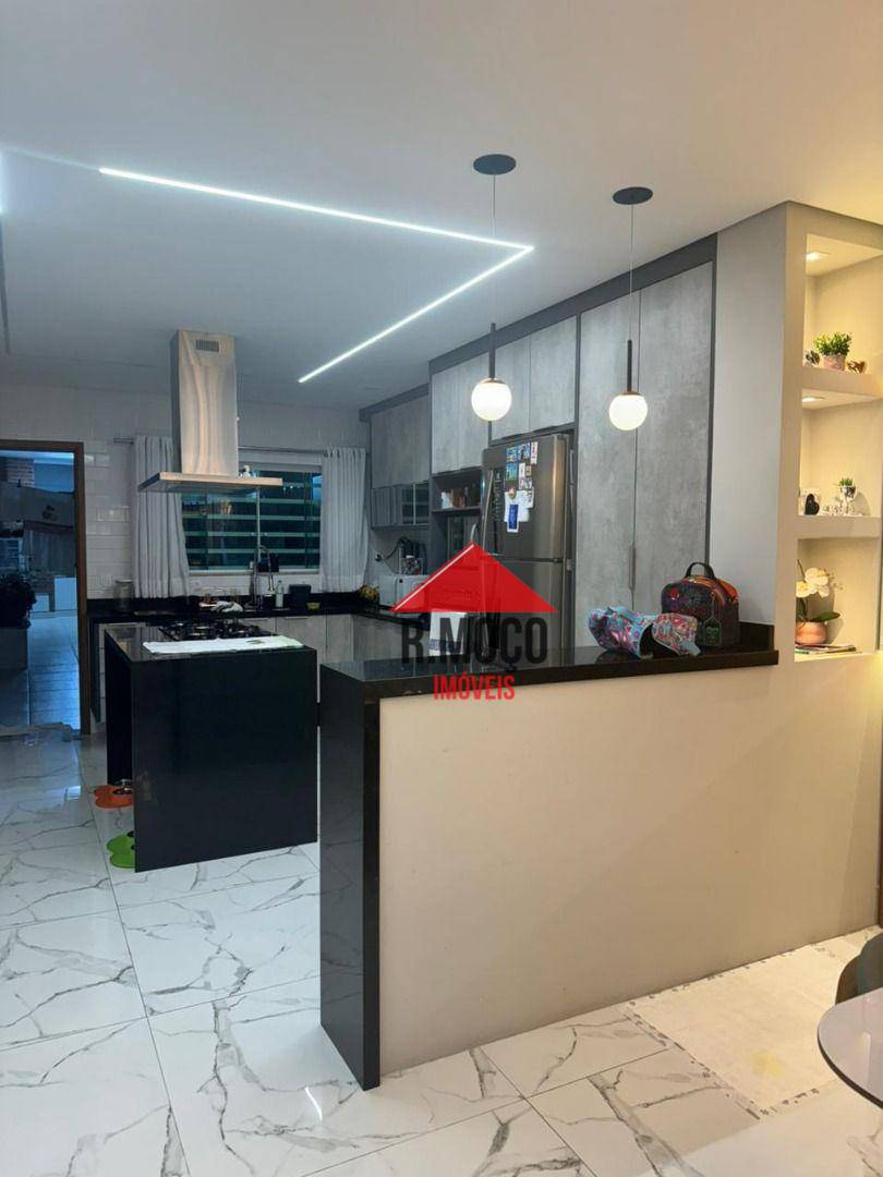 Sobrado à venda com 3 quartos, 180m² - Foto 4