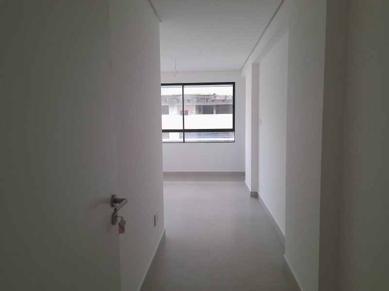 Apartamento à venda com 4 quartos, 200m² - Foto 13