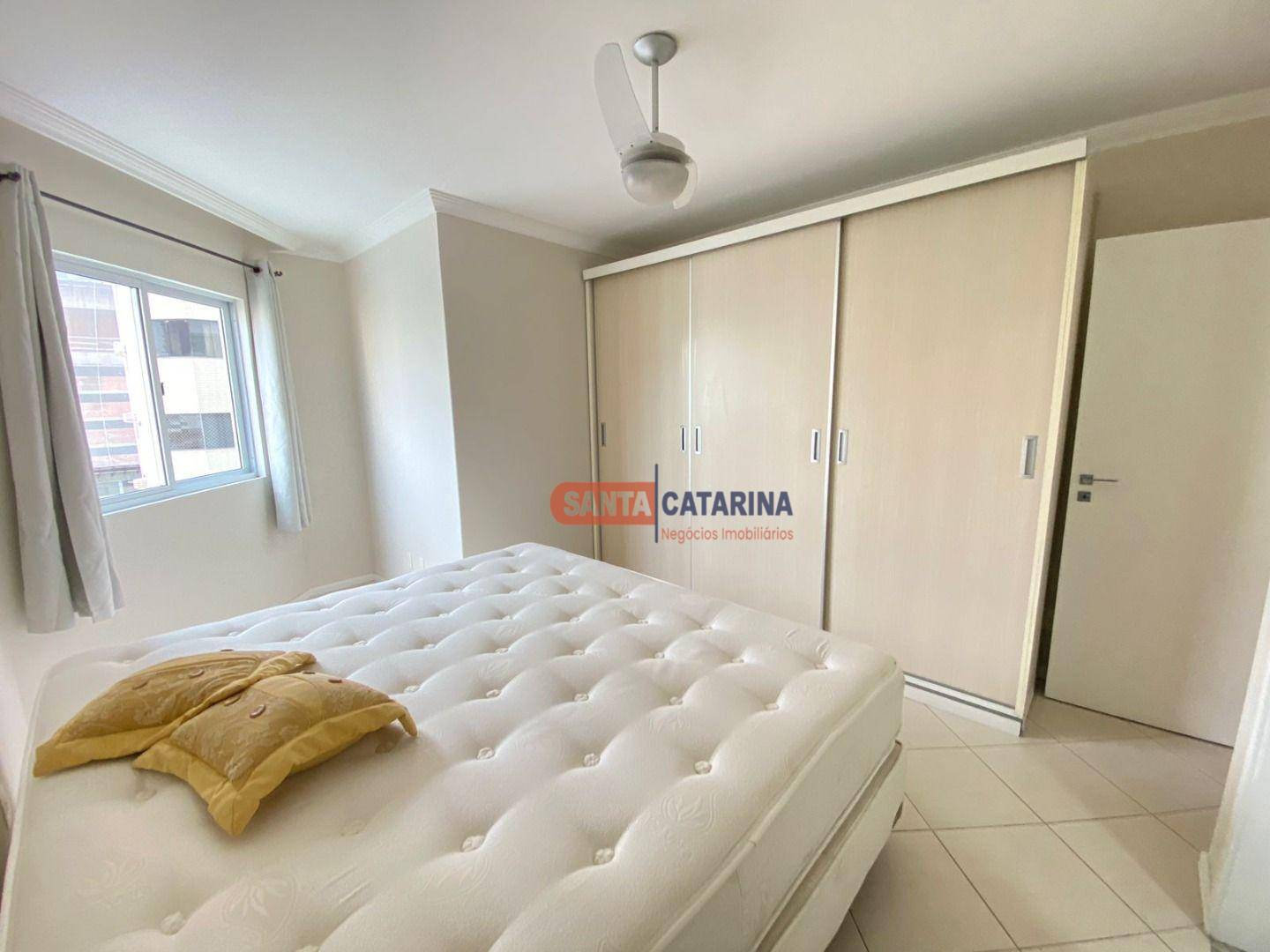 Apartamento para alugar com 2 quartos, 112m² - Foto 8